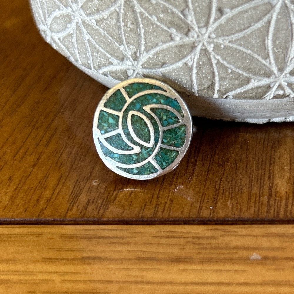 Vintage Native American Sterling Silver Turquoise Inlay Ring - Picture 3 of 6